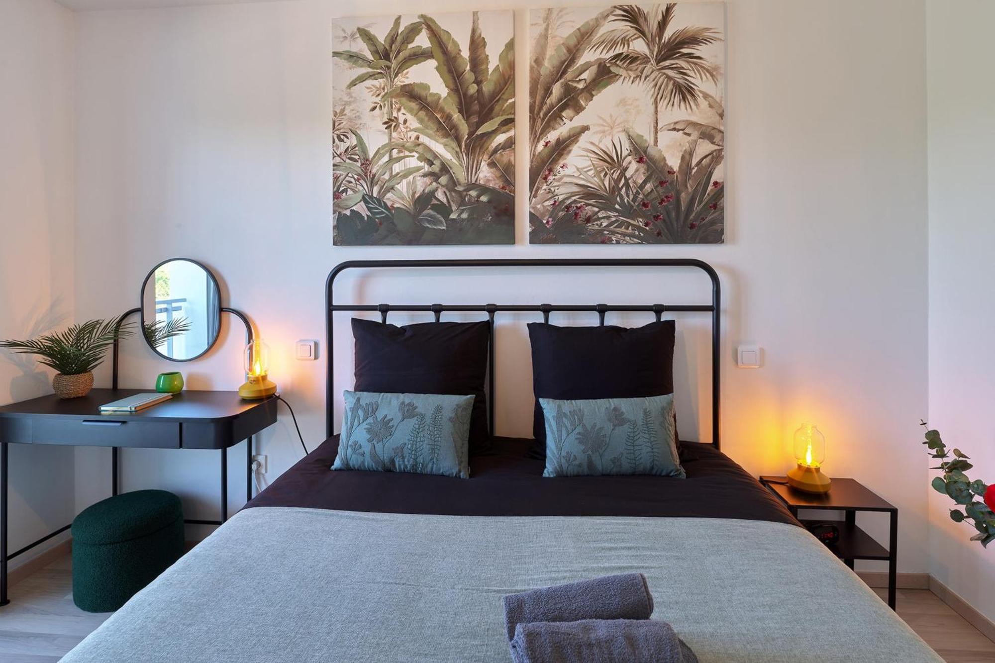 Dans Les Etoiles - 2 Bedroom With Free Parking Near To The Center Appartement Straatsburg